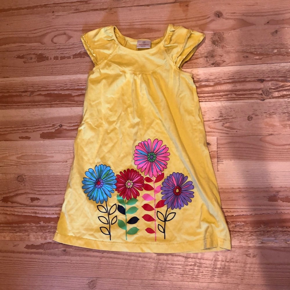 Hanna Andersson Yellow summer dress with fun graphic print